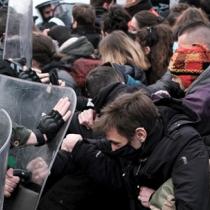 Επεισόδια και χημικά στο φοιτητικό συλλαλητήριο στη Θεσσαλονίκη